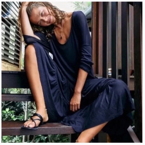 FREE PEOPLE | FP Beach Oversized Sun Seeker Maxi Dress in ‘Obsidian’ Black - Picture 1 of 6